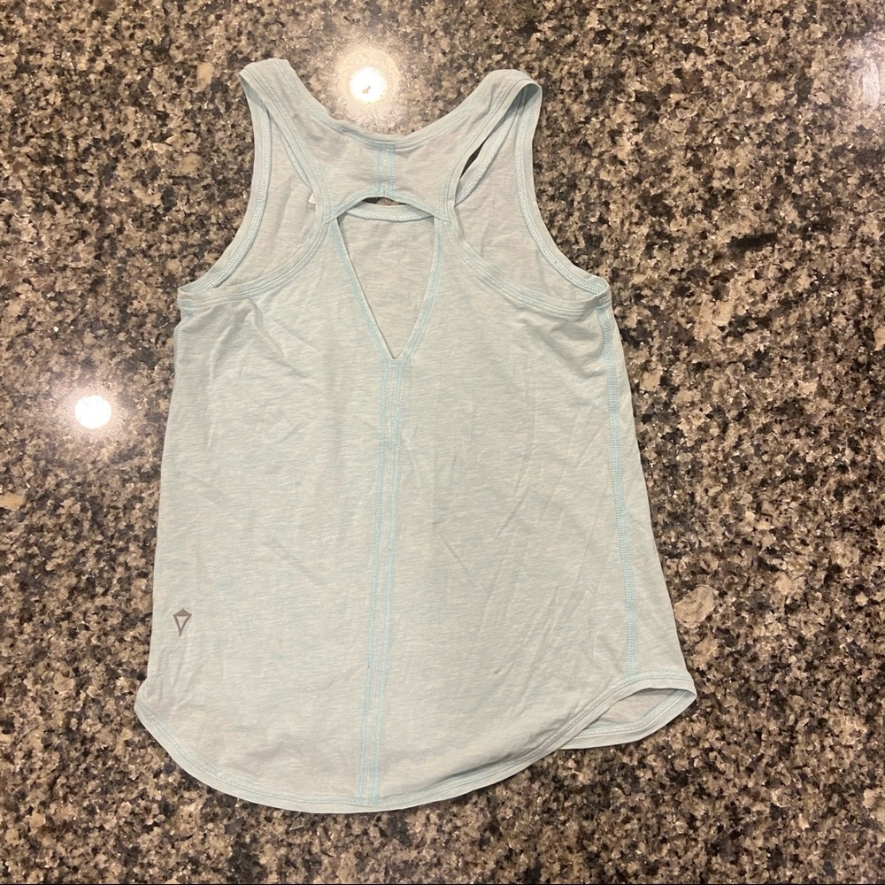 ivivva tank